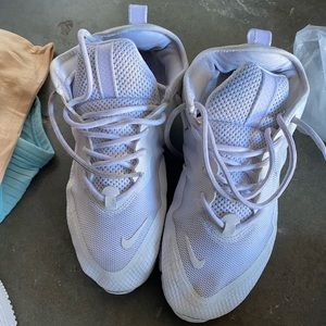 vintage nike tennis shoe